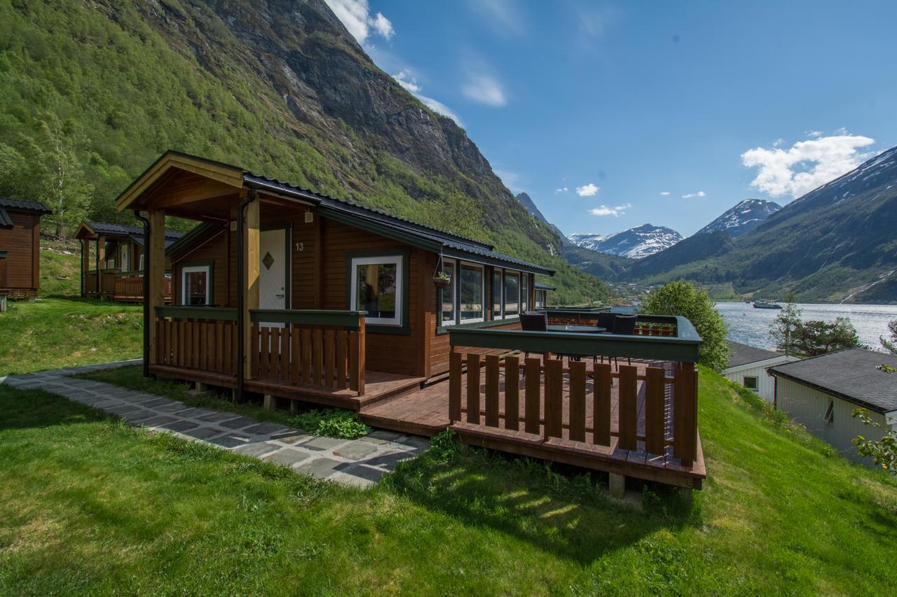 Grande Hytteutleige Og Camping Гейрангер Экстерьер фото