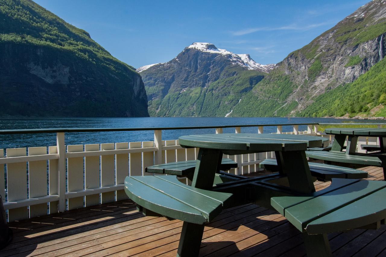 Grande Hytteutleige Og Camping Гейрангер Экстерьер фото